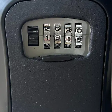 Studija Vytauto 22 * Klaipeda